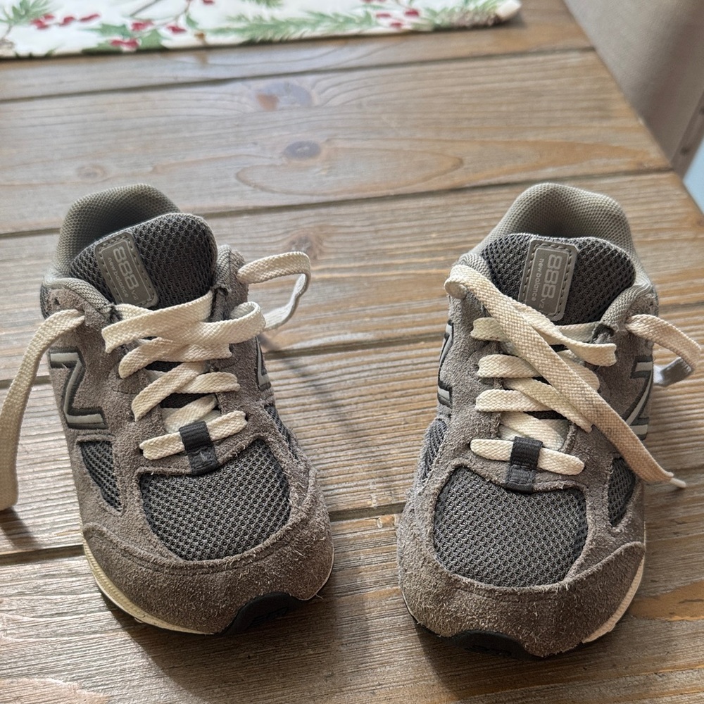 Kids Gray XW New Balance Sneakers Size 8.5 Toddler